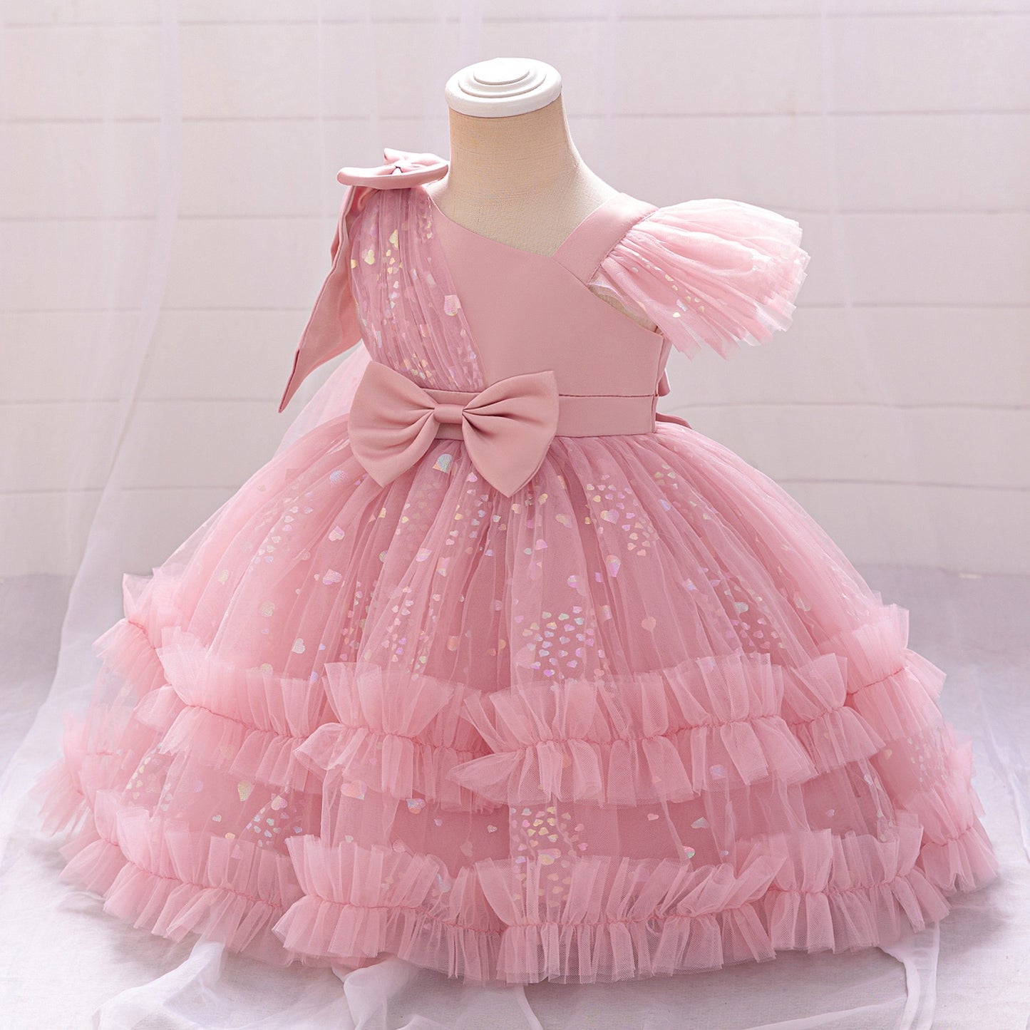 One-Year-Old Baby Girl Formal Dress with Bowknot Design