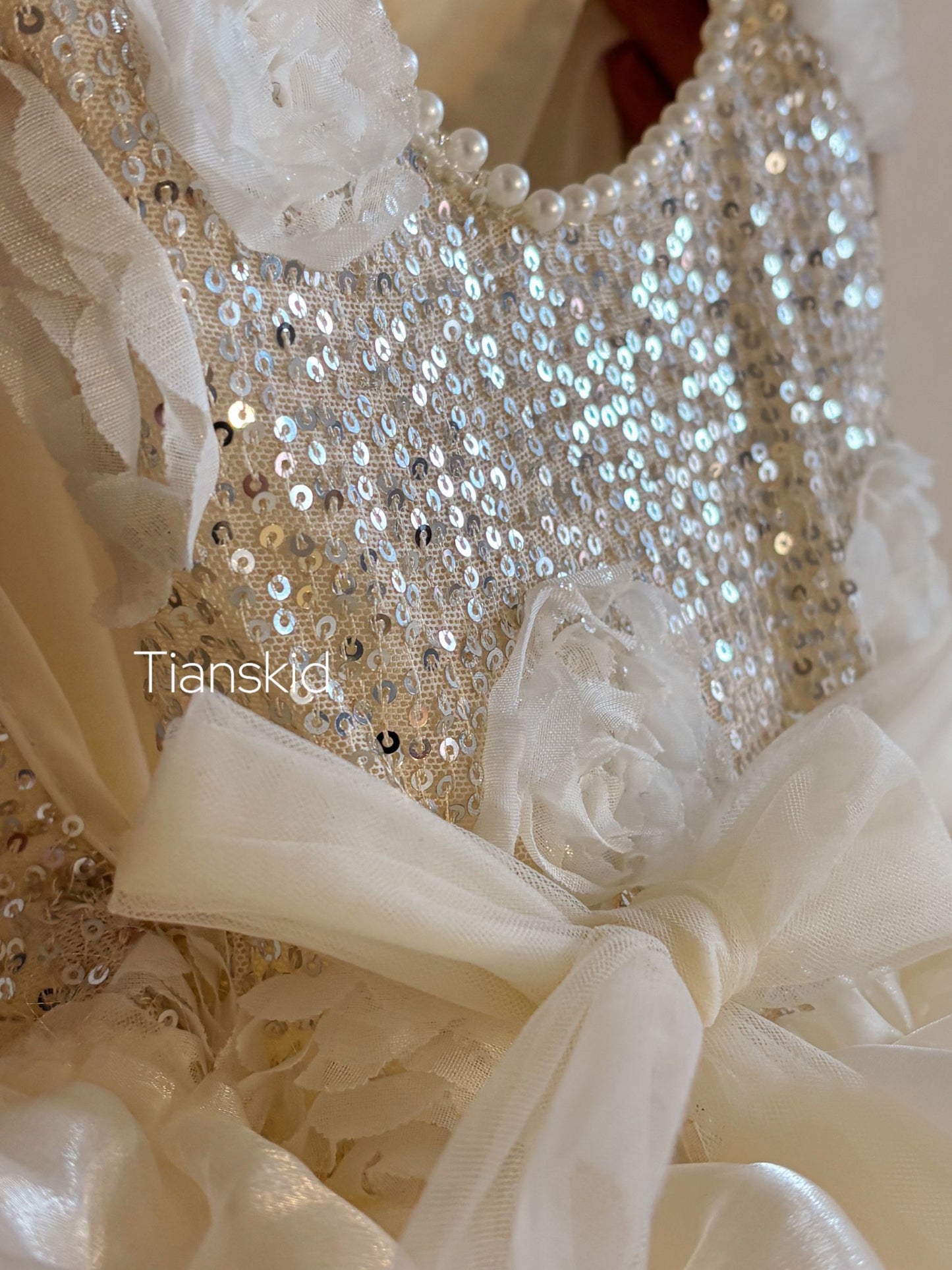 Amazing Baby princess dress / luxuriously tailored